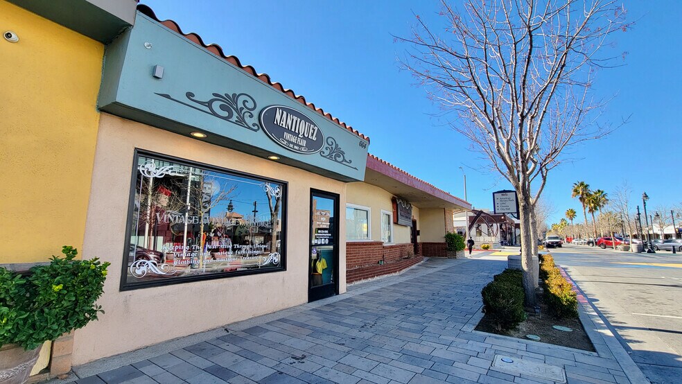 More Photos Of 660-668 Lancaster Blvd, Lancaster Storefront Retail Office For Sale