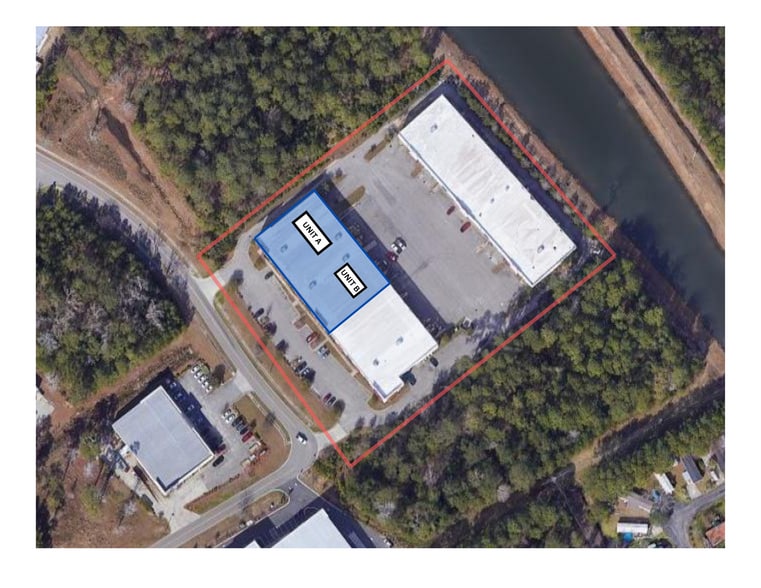 More Photos Of 1330 17th Ave S, Myrtle Beach Showroom For Lease