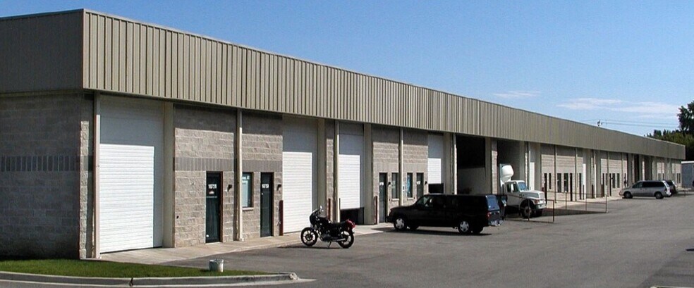 More Photos Of 10711-10785 Wolf Dr, Huntley Warehouse For Lease