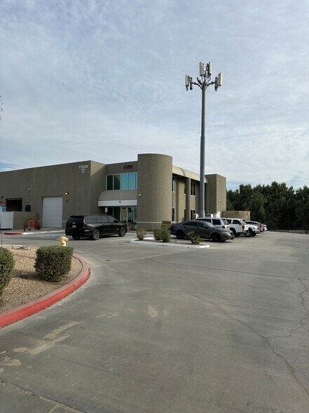 More Photos Of 77530 Enfield Ln, Palm Desert Showroom For Sale