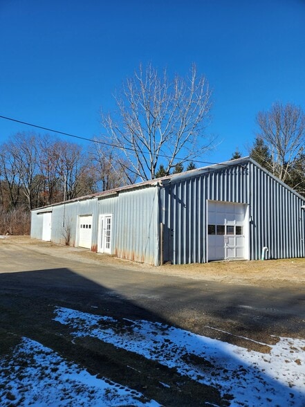 More Photos Of 73 Main St, Sheffield Apartments For Sale