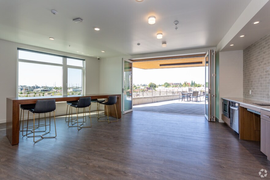 More Photos Of 700 Waterfront Way, Vancouver Apartments For Lease