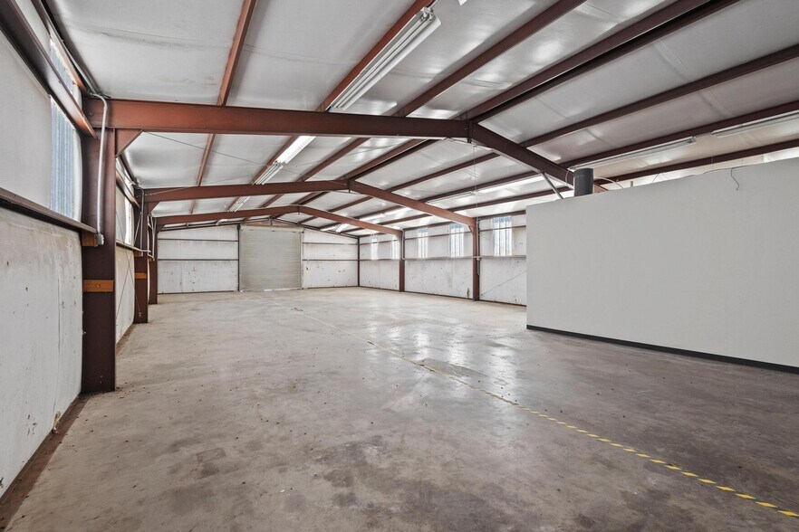 More Photos Of 11416 Hames, Pilot Point Industrial For Lease