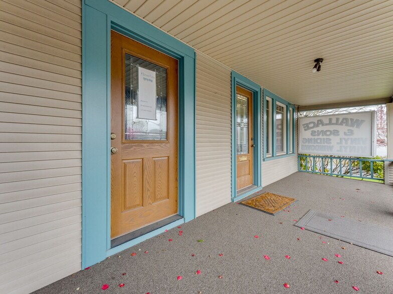 More Photos Of 737 NW Adams St, Mcminnville Office For Sale