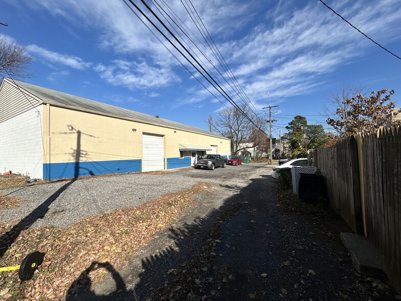 More Photos Of 1311 Cox St, Baltimore Warehouse For Sale