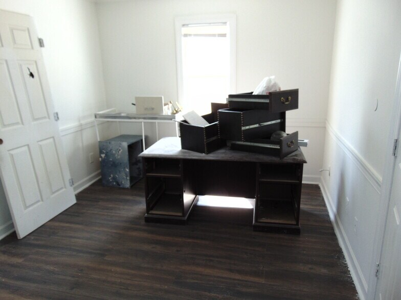 More Photos Of 2897 Mountain Industrial Blvd, Tucker Medical For Sale