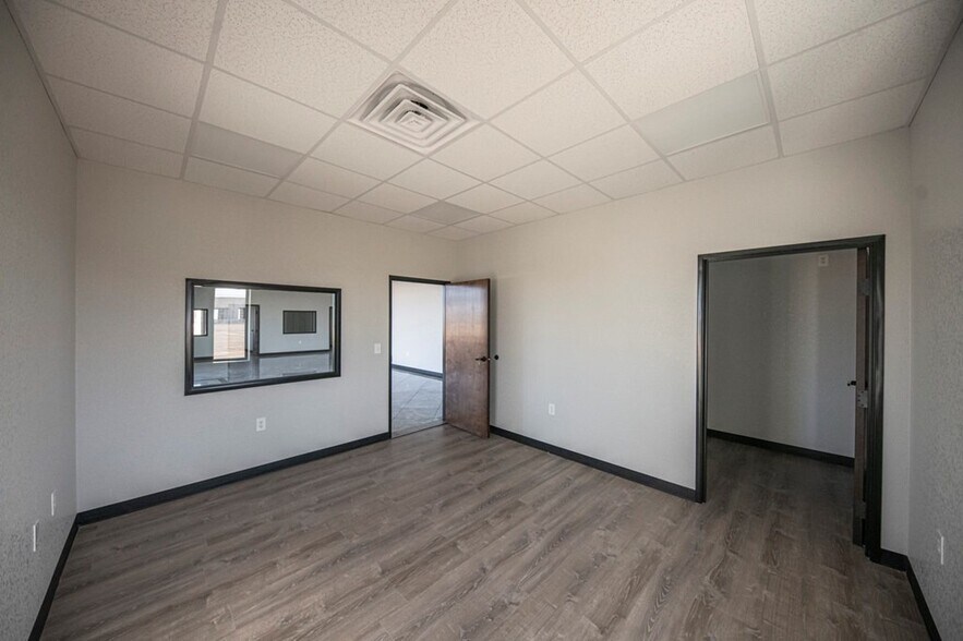 More Photos Of 14661 W I-20, Odessa Warehouse For Lease