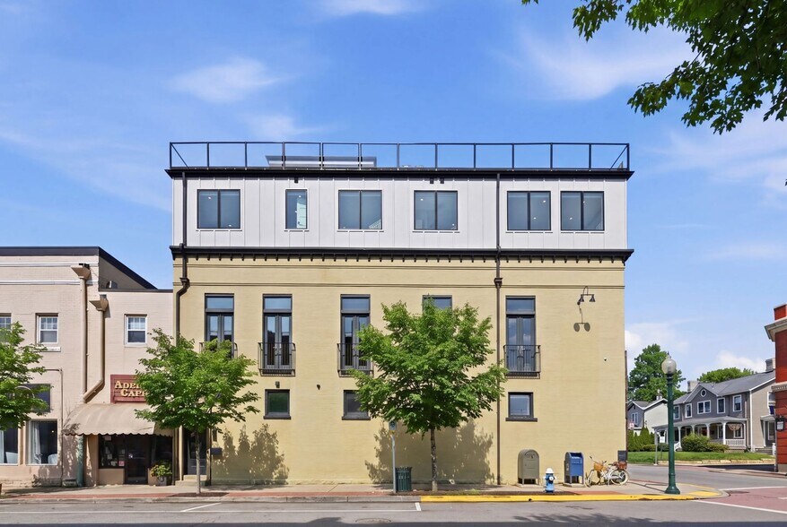 More Photos Of 443 Walnut St, Sewickley Flex For Sale