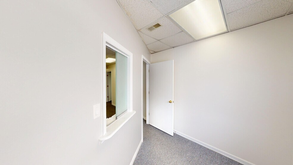 More Photos Of 1 Sunset Hills Executive Pky, Glen Carbon Unknown For Lease