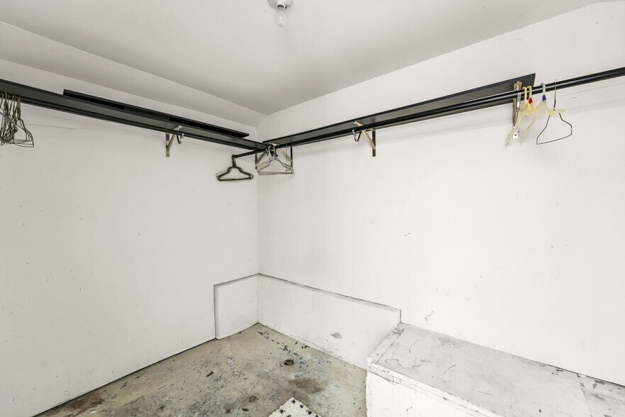More Photos Of 6101 Lyons St, Burlington Lodge Meeting Hall For Sale