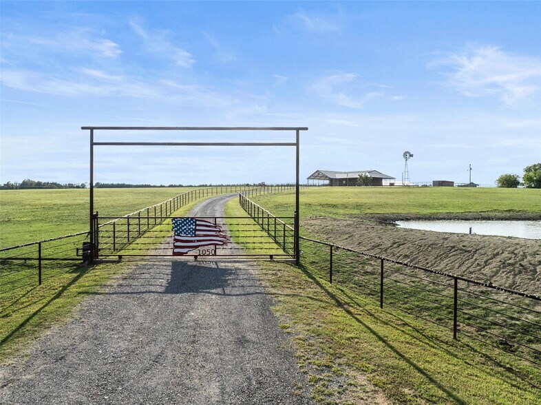 More Photos Of 1050 County Road 5025, Leonard Lodge Meeting Hall For Sale