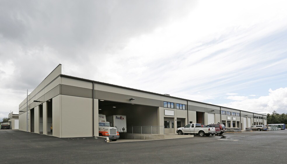 More Photos Of 5250 High Banks Rd, Springfield Warehouse For Lease