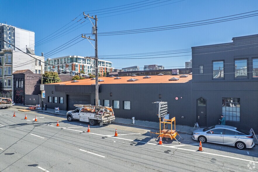 Primary Photo Of 617-629 Bryant St, San Francisco Loft Creative Space For Lease