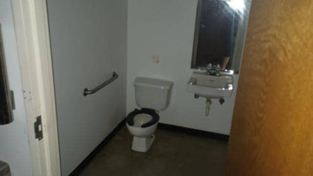 More Photos Of 820 N Main St, Brinkley Freestanding For Sale