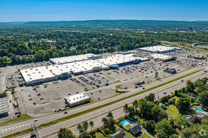 More Photos Of 6520 Mallory Rd, Marcy Land For Sale