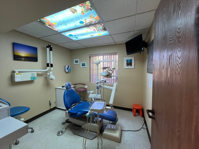 More Photos Of 10850 Baroque Ln, San Diego Medical For Lease