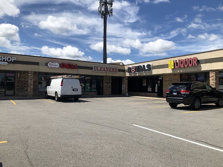 More Photos Of 640-674 Meacham Rd, Elk Grove Village Unknown For Lease