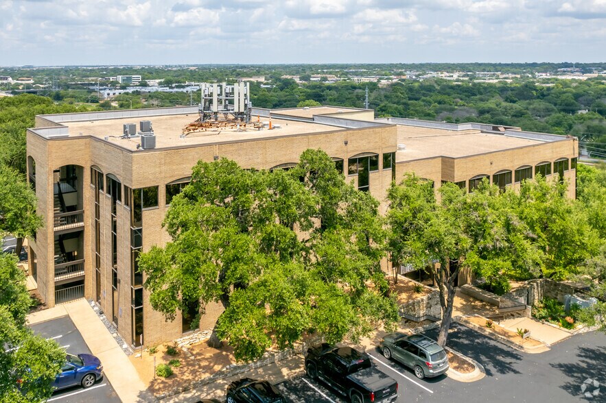 More Photos Of 7320 MoPac Expy N, Austin Office For Lease