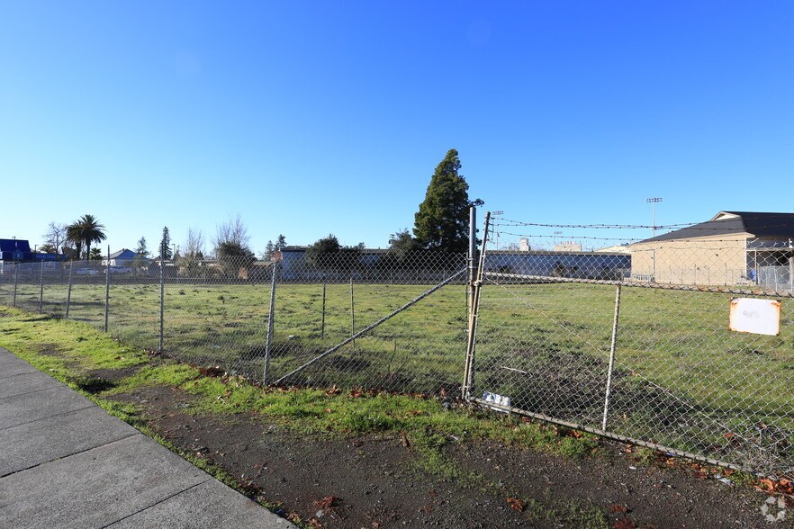 More Photos Of 2921 Jefferson St, Napa Land For Lease