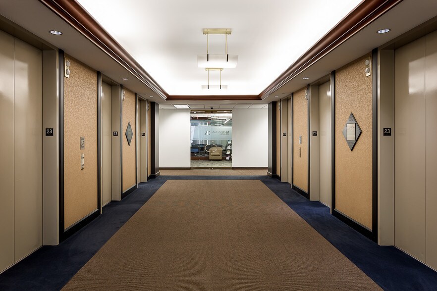 More Photos Of 500 W Jefferson St, Louisville Office For Lease