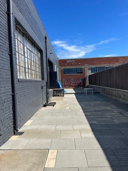 More Photos Of 1850 Campbell St, Oakland Light Distribution For Lease