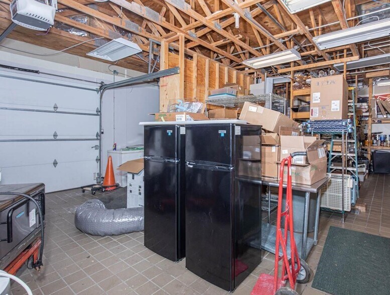 More Photos Of 1630 Commercial St, Warsaw Restaurant For Sale