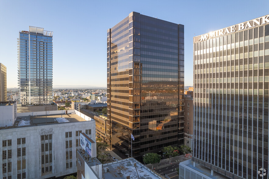 Primary Photo Of 3250 Wilshire Blvd, Los Angeles Office For Lease