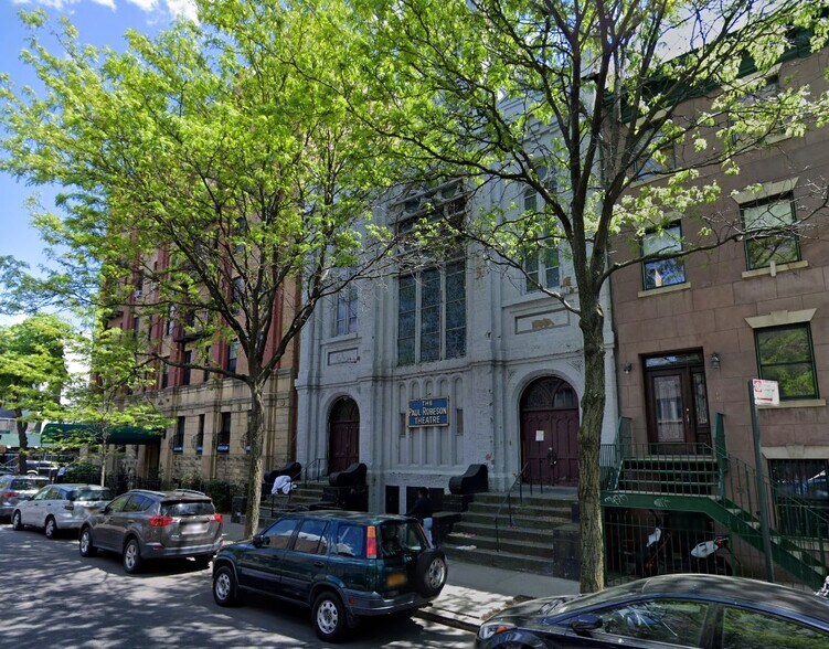 More Photos Of 40 Greene Ave, Brooklyn Movie Theatre For Sale