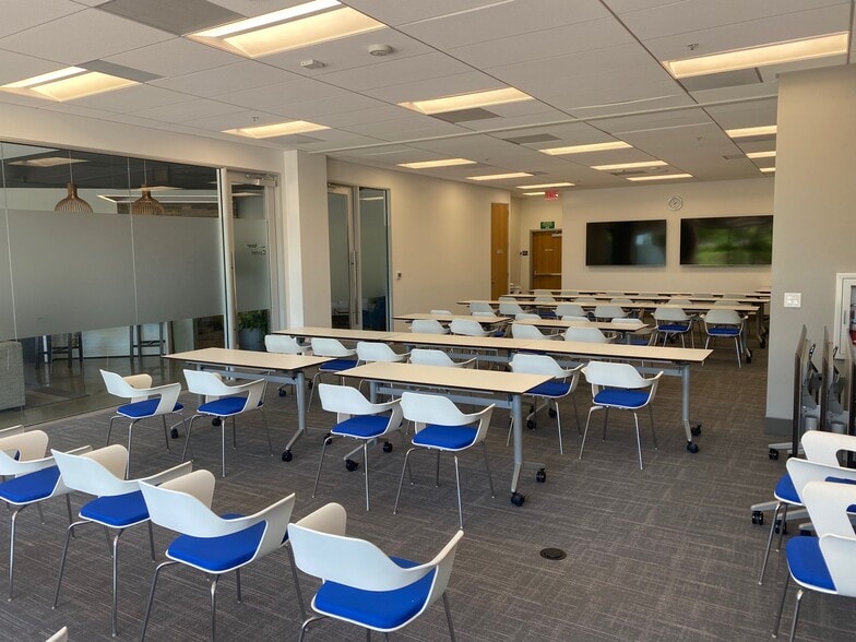 More Photos Of 2300 Clayton Rd, Concord Office For Lease
