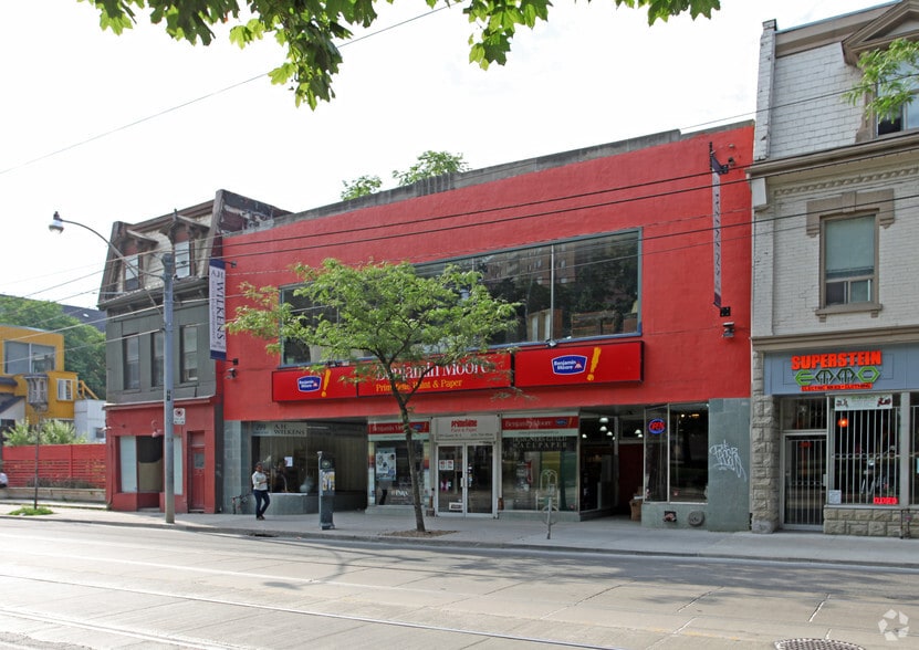 More Photos Of 297-299 Queen St E, Toronto Storefront For Lease