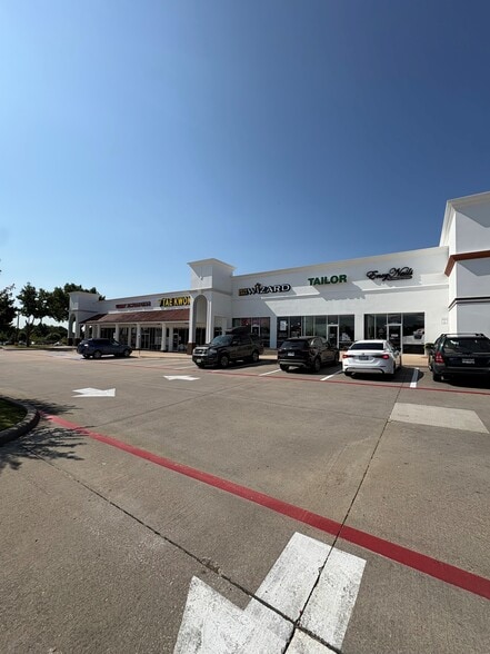 More Photos Of 2221-2321 Cross Timbers Rd, Flower Mound Unknown For Lease