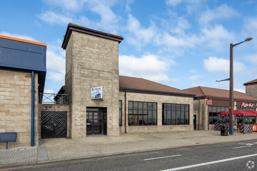 More Photos Of Beach Esplanade, Aberdeen Restaurant For Lease