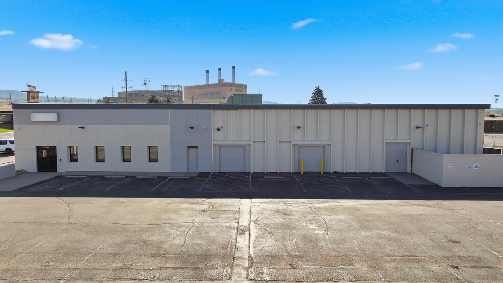 More Photos Of 3450 N Nevada Ave, Colorado Springs Flex For Lease