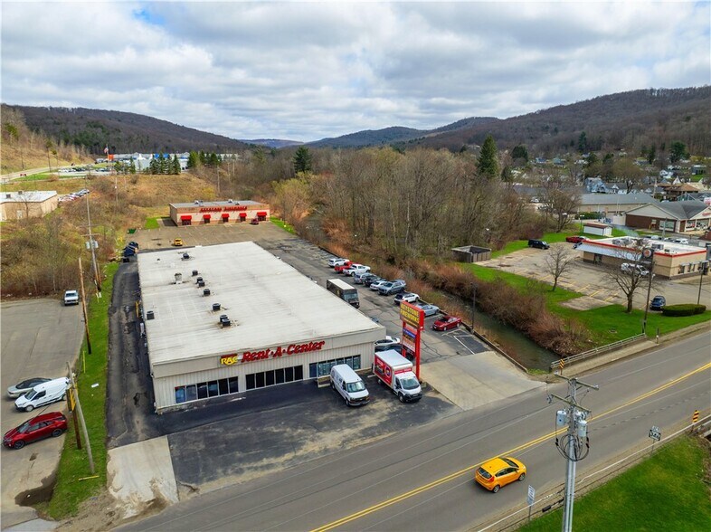 More Photos Of 1020 E Main St, Bradford Storefront For Sale