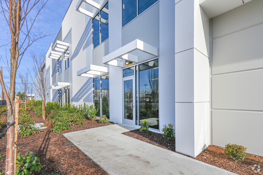 More Photos Of NE Corner E. Marginal Way S. & S. Boeing Access Rd, Tukwila Unknown For Lease