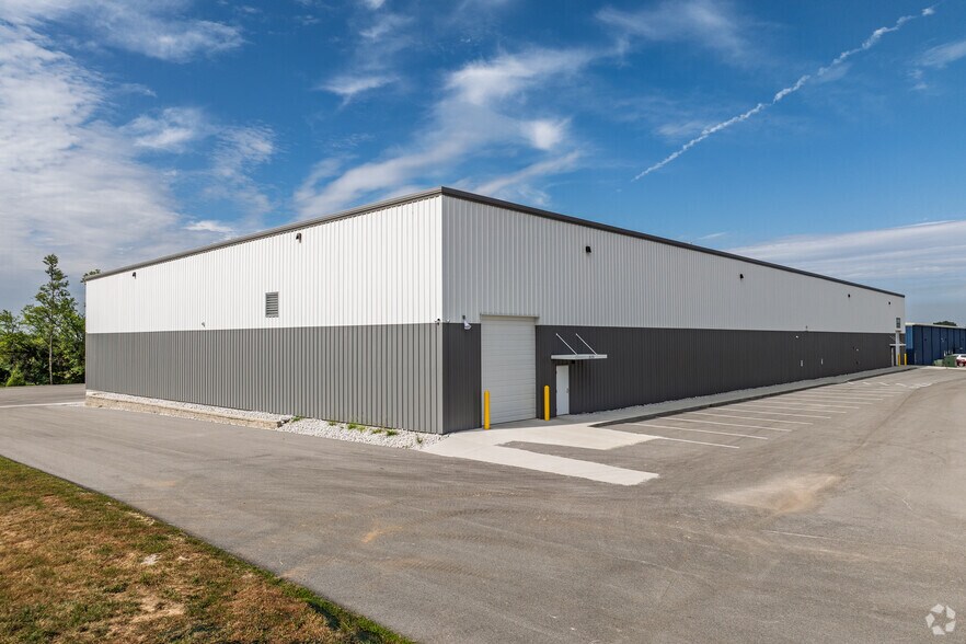 Primary Photo Of 802 Lillian, Strafford Warehouse For Lease