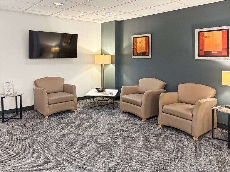 More Photos Of 500 W Putnam Ave, Greenwich Coworking Space