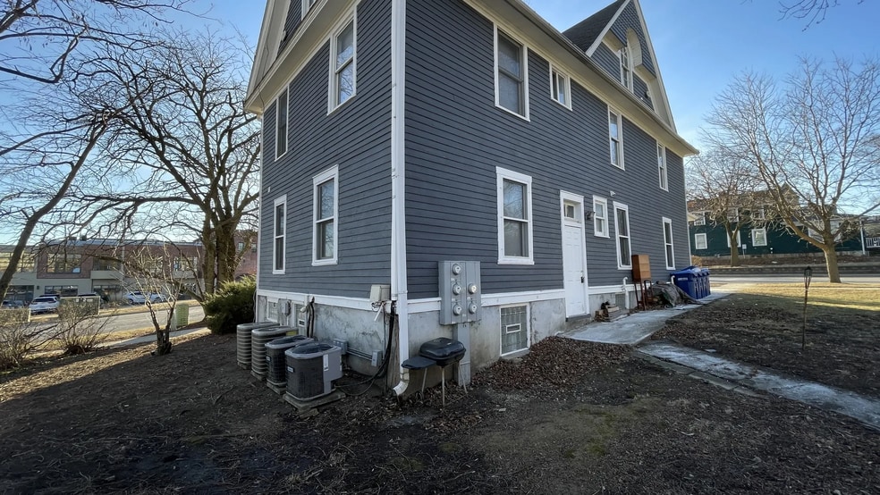 More Photos Of 101 N 1st St, Geneva Apartments For Sale