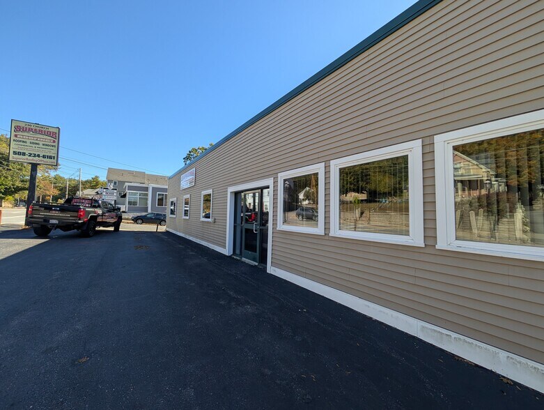 More Photos Of 230 Church St, Whitinsville Freestanding For Lease