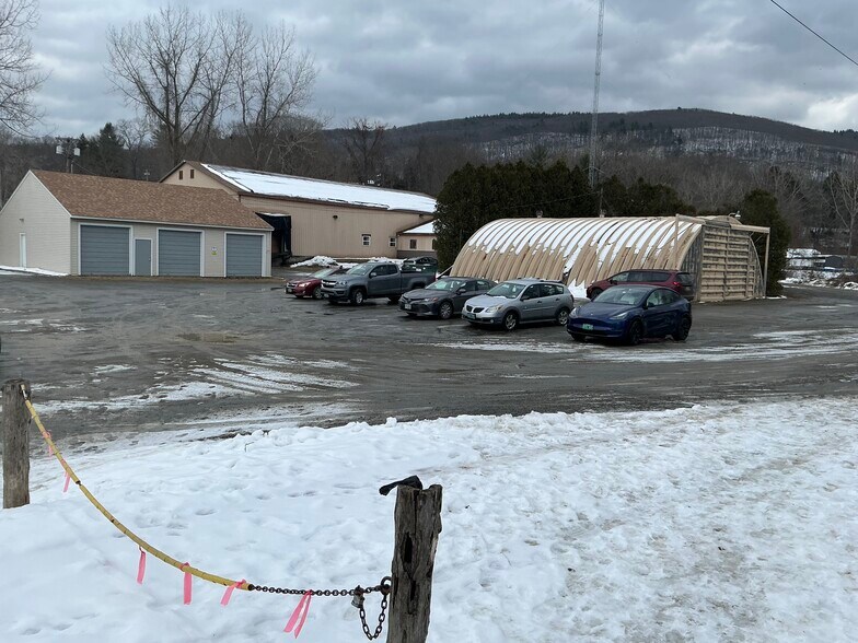 More Photos Of 464 Putney Rd, Brattleboro Storefront Retail Office For Sale