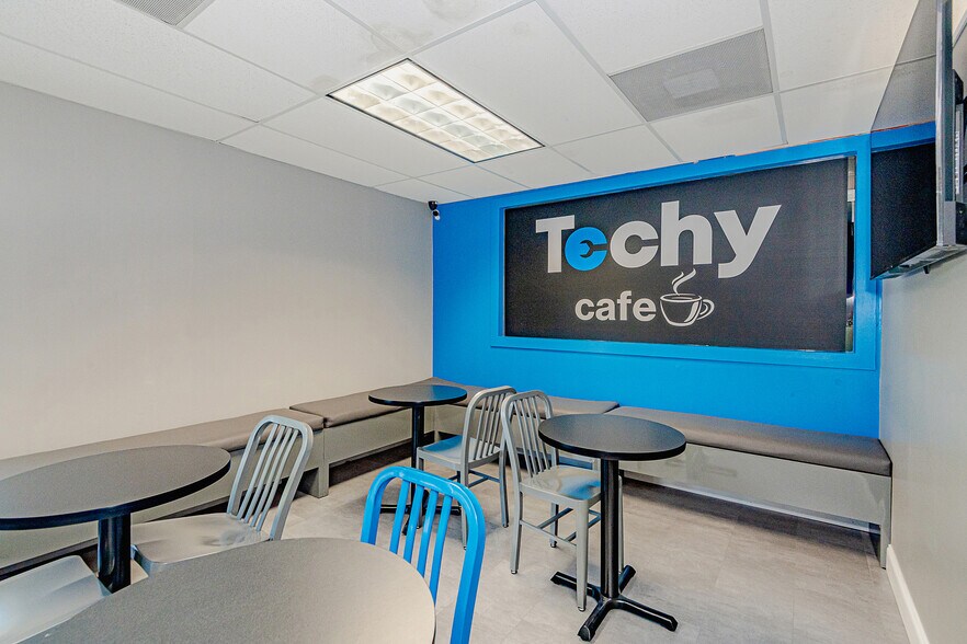 More Photos Of 3000 SW 4th Ave, Fort Lauderdale Warehouse For Lease