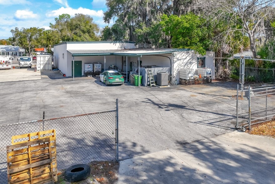 More Photos Of 2405 Crill Ave, Palatka Office For Sale