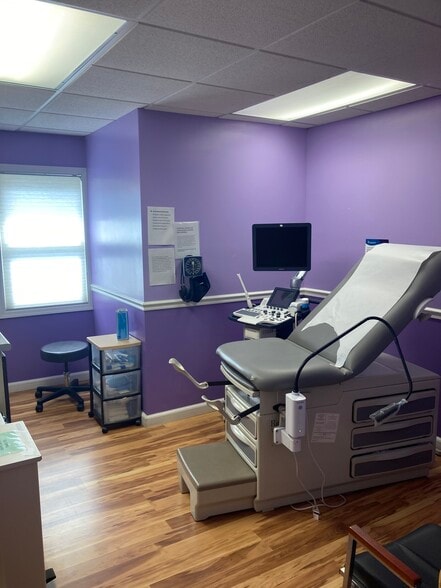 More Photos Of 520 Pleasant Valley Way, West Orange Medical For Sale