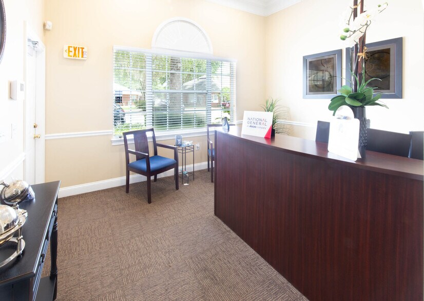 More Photos Of 6817 Southpoint Pky, Jacksonville Unknown For Sale