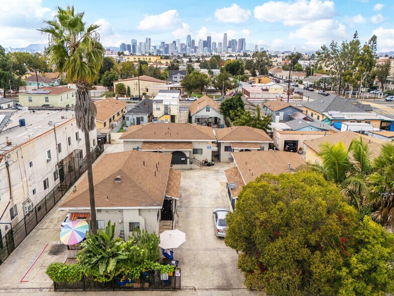 More Photos Of 917 E 40th Pl, Los Angeles Multifamily For Sale