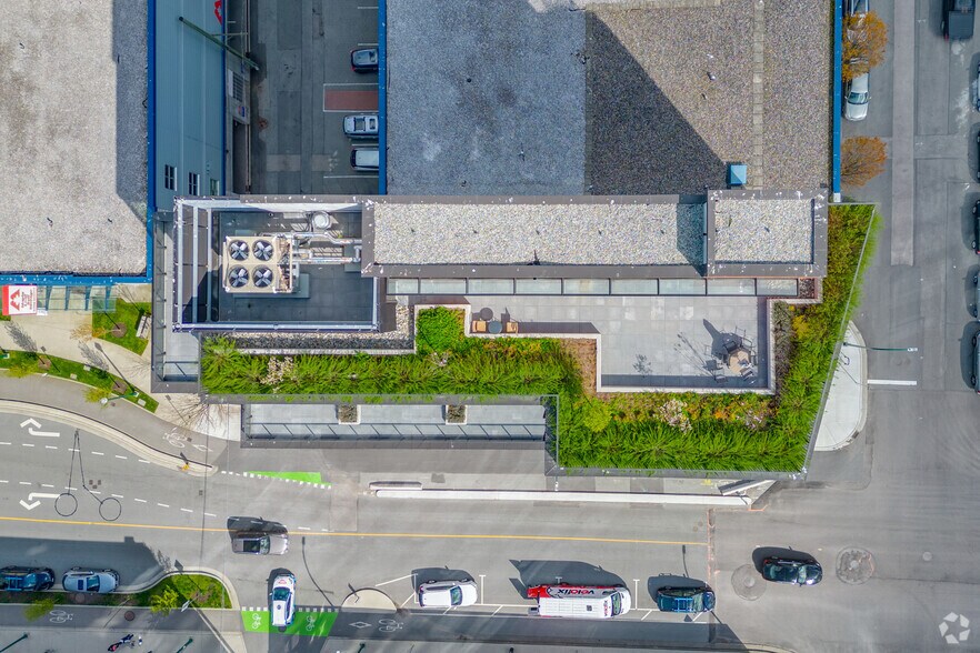 More Photos Of 107 3rd Av E, Vancouver Office For Lease