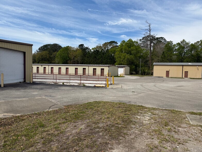 More Photos Of 2150 NE 31st Ave, Gainesville Self Storage For Sale