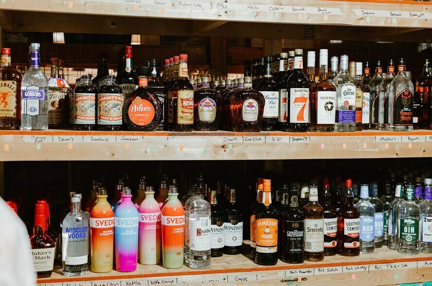 More Photos Of 2982 US Highway 63, Barronett Restaurant For Sale