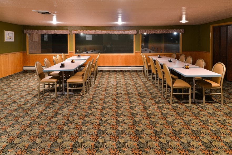 More Photos Of 2830 US Highway 160 W, Monte Vista Hotel For Sale