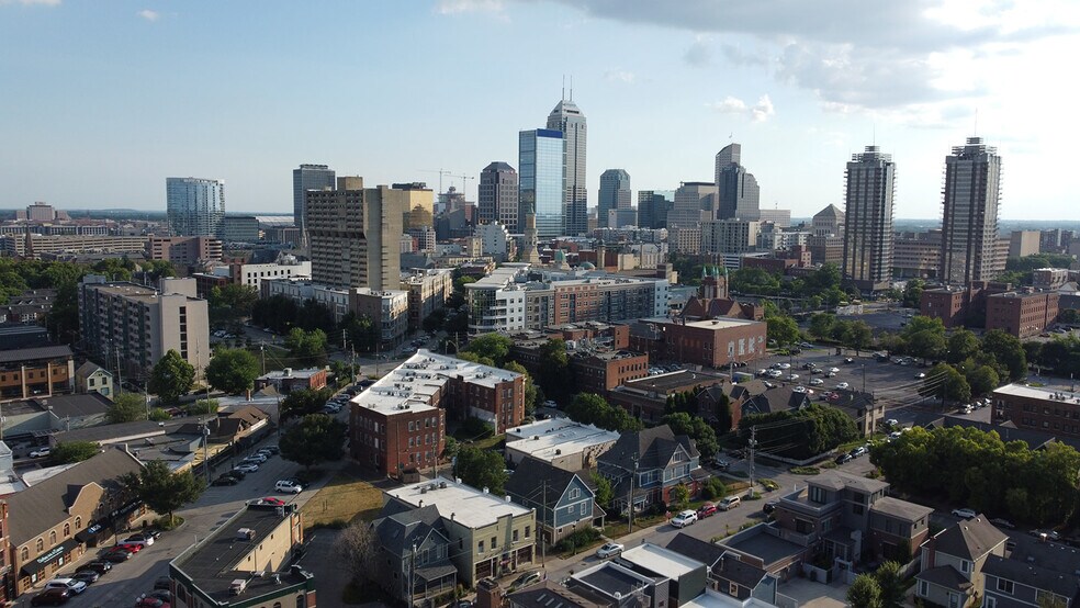 More Photos Of 517-521 E Walnut St, Indianapolis Storefront Retail Office For Lease